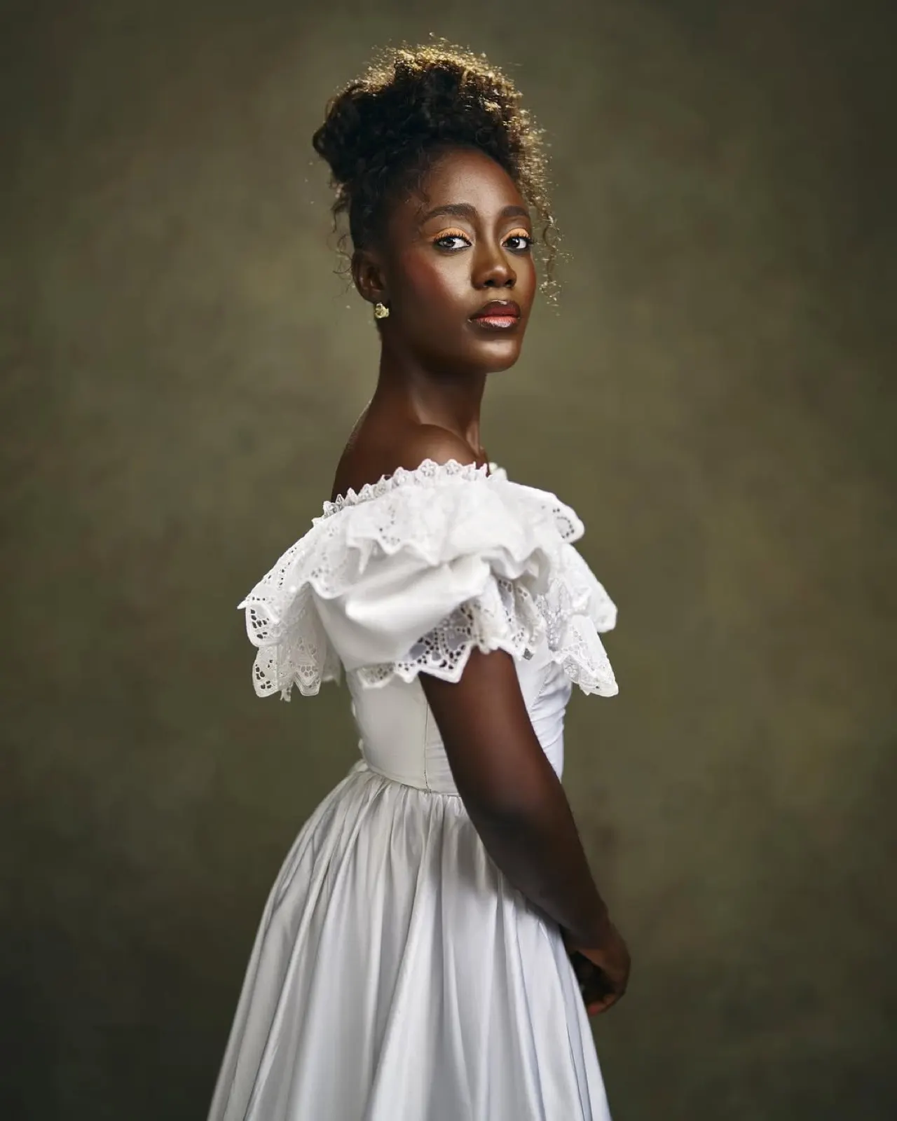 Bùsáyọ̀ — Fashion Editorial — Tosin Junaid I